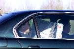 Amsterdam 7 mei 2001
Direkteur  van Heineken ,Carel Vuursteenleest achterin zijn auto de krant.

Peter