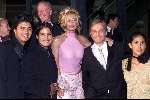 Scheveningen 19 juni 2001
Premiere van Pearl Harbour in het Pathe theater in Scheveningen.
Connie Breukhoven met gezin