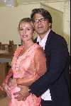 Weert 16 juni 2001
Emile Ratelband en zijn zwangere vriendin Sylvie bij bambino in Weert.