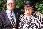 Breukelen 13 juni 2001
Haringparty op Neyenrode.
Hans Wiegel en  Erica Terpstra
