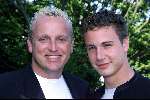 Amsterdam 30 juni 2001
Gordon met vriend