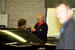 Amsterdam 24 juli 2002
Prinses Margriet  en Pieter v Vollenhovenop bezoek in het AMC