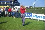 1993 Pieter v Vollenhoven op de eerste tee van de Noordwijksche Golfclub bij een pro-am
Golfen