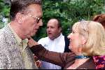 Amsterdam 15 juni 2001
Presentatie van het nieuwe internetbedrijf van Johnny de Mol Jr.
John de Mol sr en Willeke Alberti Ex-schoonvader)