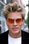 Amsterdam 15 juni 2001
Presentatie van het nieuwe internetbedrijf van Johnny de Mol 
Winston Post