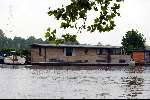 Loenen aan de Vecht 7 juni 2002
Woonboot van Aad v d Heuvel