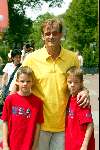 Kaatsheuvel  19 juni 2002
Arie Luyendijk met zoontjes