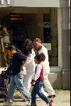 Amsterdam 15 juni 2002
Baruch Moszkowicz met zijn vrouw en 5 kinderen