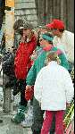 Lech, 25 april 1995
Emily Bremers op wintersport en wachtend op de ski-bus