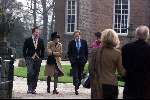 de Geest 10 februari 2001
Trouwen Hugo en Marleen Loudon op kasteel Middachten.
Emily Bremers en haar vriend(links) Roderik van Wijck
Vanessa Loudon met haar man