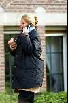 Den Haag 24 april 2003
emily bremers met gsm