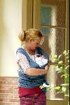 Hilversum 8 juni 2002
Esther Duller met baby