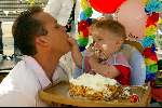 Fijnaart 23 juni 2002
1e verjaardag Christiaan Mariska en Frans Bauer