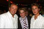 Rotterdam 22 juni 2002
Feest van Gordon bij discotheek Hollywood
Gordon Adriaan en Christijan Albers