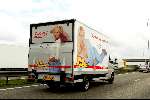 Amsterdam 12 juni 2002
Vrachtwagen met reklame van Tatjana