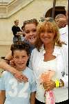 Kaatsheuvel 22 juni 2003
Opening nieuwe show efteling
Corry Konings met kinderen