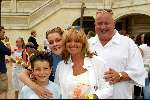 Kaatsheuvel 22 juni 2003
Opening nieuwe show efteling
Corry Konings met kinderen