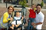 Kaatsheuvel 22 juni 2003
Opening nieuwe show in de efteling
Danny de Munck met gezin