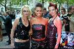 Amsterdam 18 juni 2003
premiere 2 fast 2 furious in city theater
Meidengroep Dare