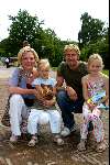 Kaatsheuvel 22 juni 2003
Opening nieuwe show in de efteling
Esther Duller met gezin
