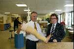 Eindhoven 14 April 2003
Pieter Bosman en dirk bosman bij de protheseafdeling