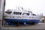Den Bosch 14 april 2001
Jumbo IV van Prins Bernhard bij Moonen Shipyards
voor onderhoud na brand.