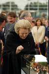 Den Haag 2 juli 2002
Koningin Beatrix opent Madurodam
Met de Mini Gouden Koets