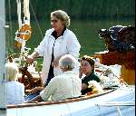 Muiden 1 juni 2003
Koningin Beatrix varen met de groene draeck