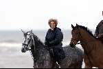 Katwijk aan zee 2 mei 2000
Koningin Beatrix te paard op het strand