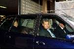 Amsterdam 2 juli 2002
Koningin Beatrix op bezoek bij Prins Claus
