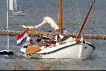 Muiden 18 augustus 2002
Koningin Beatrix varen met de Groene Draeck