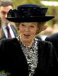 Tilburg 21 november 2002
Koningin Beatrix en Prins Willem Alexander bij eredoctoraat Kofi Annan