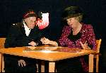 Baarn 23 april 2003
Koningin Beatrix op bezoek bij bejaarden met Majoor Boszhard