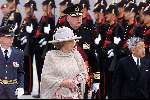 Amsterdam 23 mei 2000
De keizer en Keizerin van Japan bezoeken Nederland.
Koningin Beatrix en Prins Claus ontvangen hen op Schiphol.