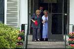 Soestdijk 28 juni 2002
Prins Bernhard 91  jaar
Koningin Beatrix