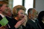 Den Haag 11 december 2002
Prins Willem Alexander en Koningin Beatrix bij Prins Claus prijzen