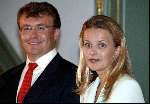 Den Haag 30 juni 2003
Verloving Mabel Wisse Smit en Prins Friso op huis ten bosch.
l