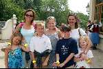 Kaatsheuvel 22 juni 2003
Opening nieuwe show in de efteling
Marlene Wouters met kinderen
