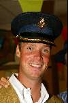 Alphen aan de rijn 9 juni 2003
Huldiging martin verkerk na finale roland garros
met politiepet