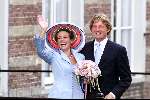 Utrecht 6 juli 2000
Prins Bernhard Jr en Annette Sekreve trouwen voor de wet in Utrecht.