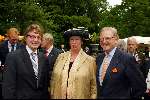 Breukelen11 juni 2002
Haringparty Neijenrode
Pieter v Vollenhoven en prins Bernhard jr en Annemarie Jorritsma