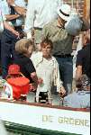 10 mei 1998
Prins Constatijn met zijn vriendin Prinses Laurentien op bezoek bij de Groene Draeck en koningin Beatrix