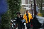 Amsterdam 8 maart 2003
Prins Friso en Mabel Wisse Smit gaan op bezoek bij Prins Maurits en Prinses Marilene