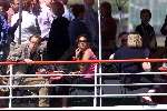 Amsterdam13 mei 2001
Prins Constatijn en Laurentien Brinkhorst varen met radarboot Kapitein Kok en hun vrienden.
Prins Jaime met vriendin