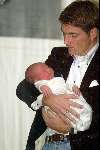Amsterdam 27 oktober 2002
Prins Maurits met baby Lucas