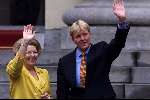 Den Haag 4 oktober 2000
Huldiging van de medaillewinnars  Olympische spelen door Koningin Beatrix en Prins Willem Alexander.