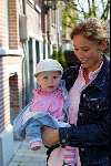 Amsterdam 3 april 2002
Prinses Marilene met dochtertje Prinses Anna