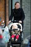 Amsterdam 23 oktob er 2003
Prinses Annette met dochter Prinses Isabelle