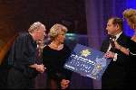 Amsterdam 21 december 2001
Uitreiking van de Rembrandt awards in de beurs van Berlage.
Herman v Veen en Prinses Irene en Manuela Kemp