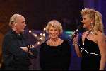 Amsterdam 21 december 2001
Uitreiking van de Rembrandt awards in de beurs van Berlage.
Herman v Veen en Prinses Irene en Manuela Kemp